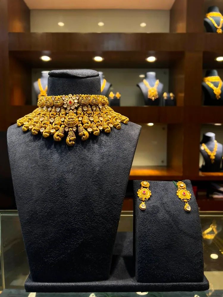 Lakshmi Grand Bridal Necklace Set